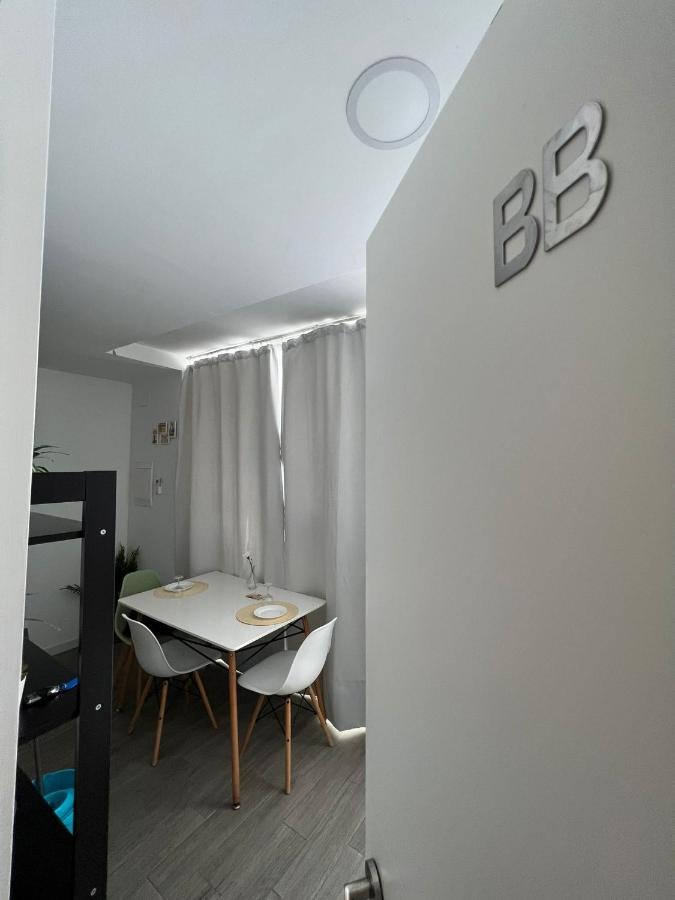 Coqueto Apartamento Nuevo En Pleno Centro De Algeciras Bb Bilik gambar