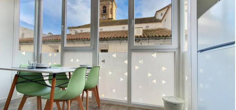 Coqueto Apartamento Nuevo En Pleno Centro De Algeciras Bb Luaran gambar